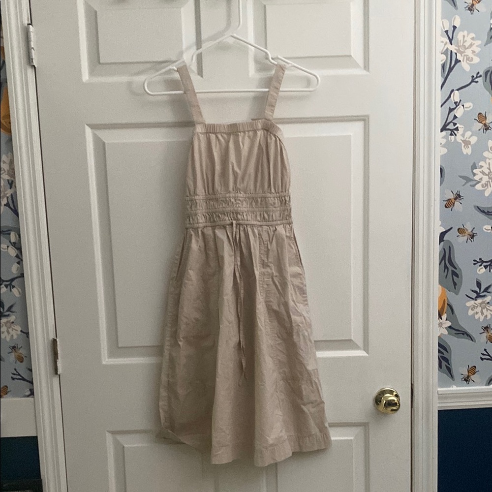 Elegant Beige Sleeveless Dress